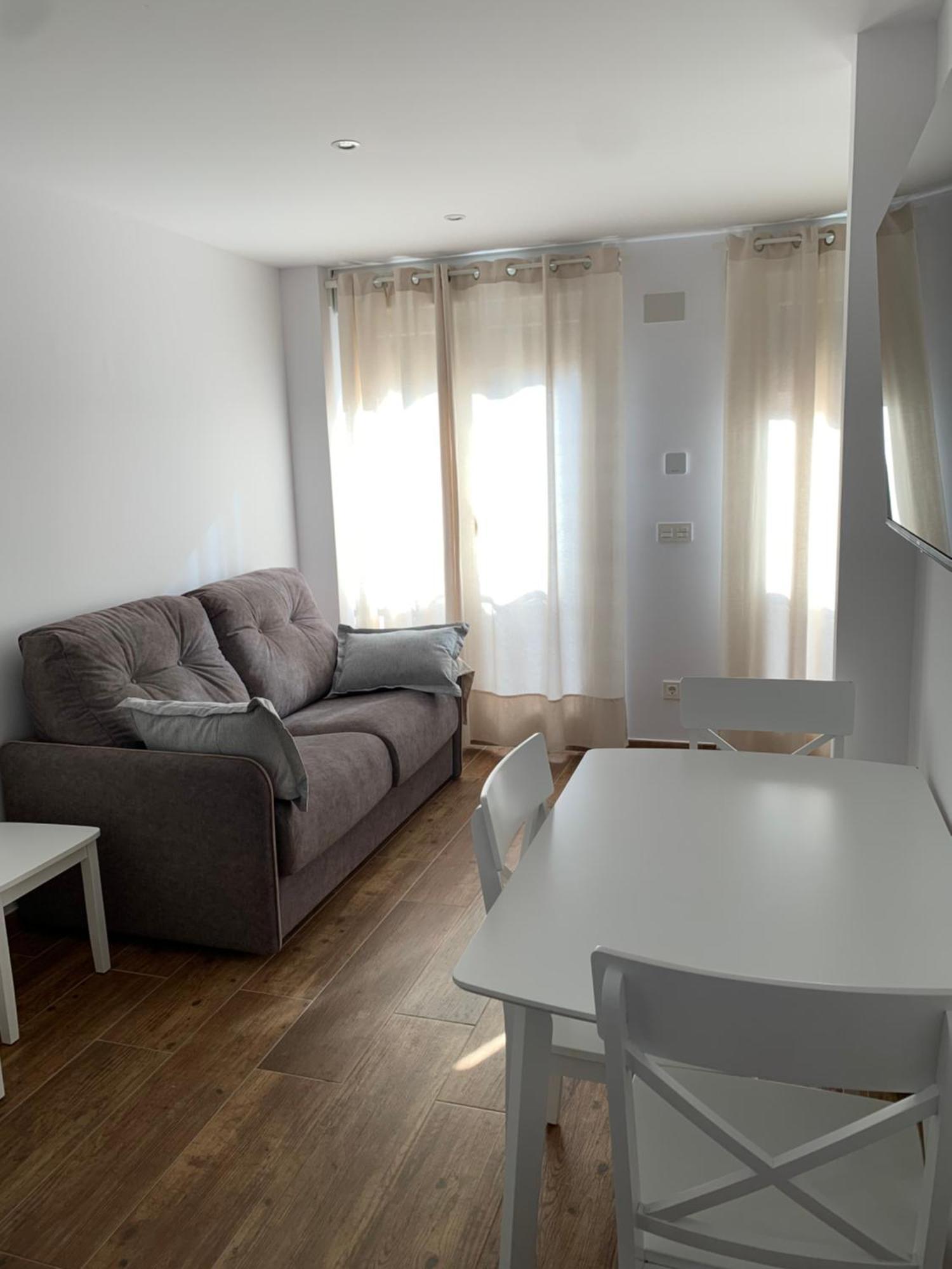 Apartamentos Lux Carrion كاريون دي لوس كونديس المظهر الخارجي الصورة