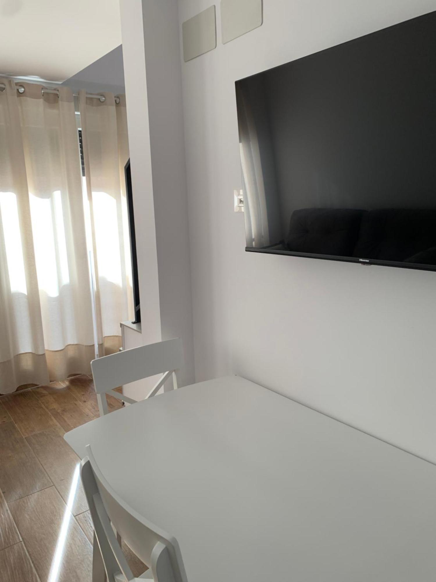 Apartamentos Lux Carrion كاريون دي لوس كونديس المظهر الخارجي الصورة