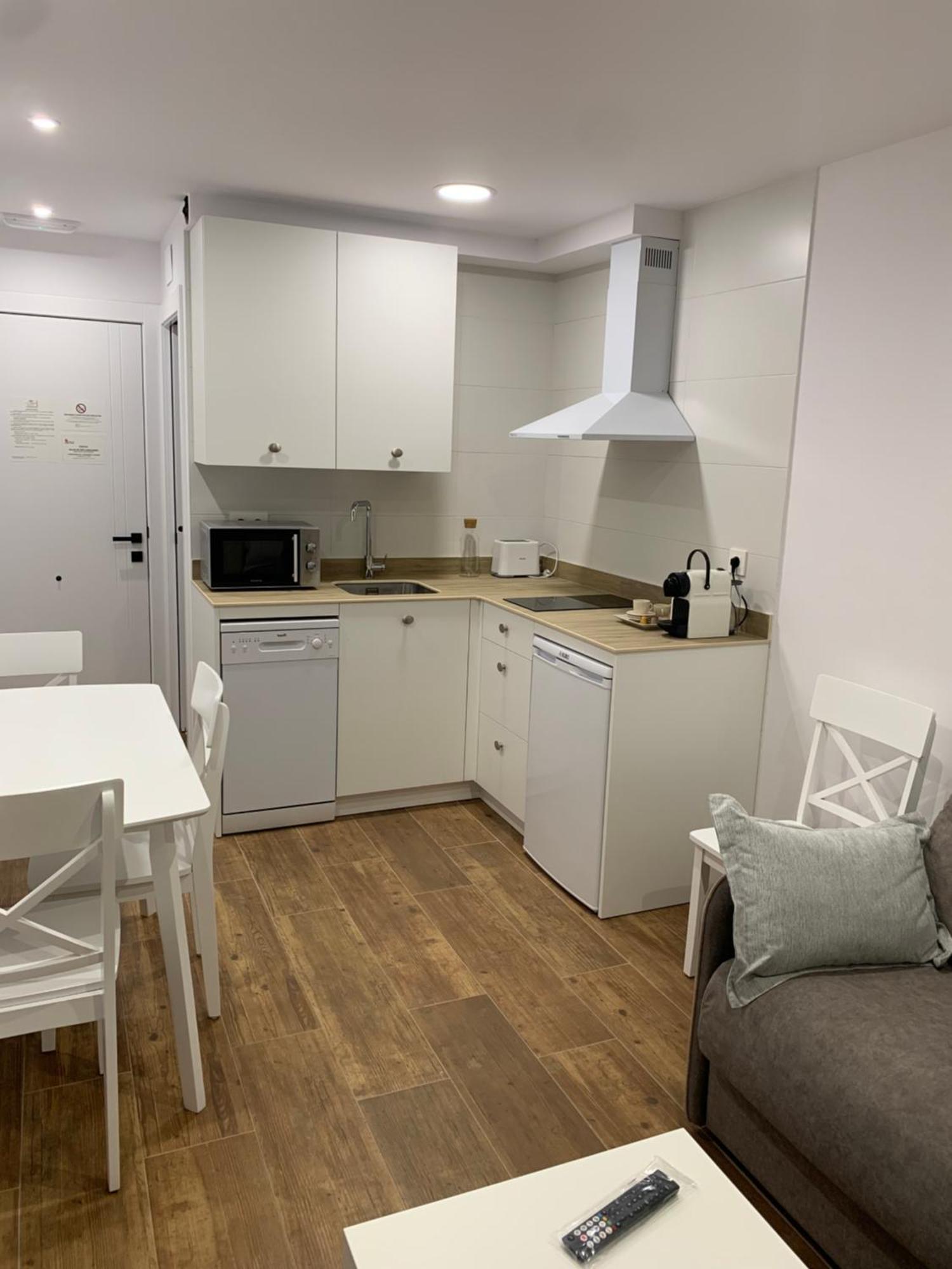 Apartamentos Lux Carrion كاريون دي لوس كونديس المظهر الخارجي الصورة